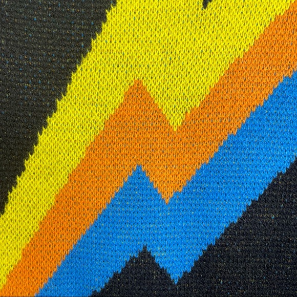 S, M, L NWT DISTRESSED BLACK YELLOW ORANGE BLUE CREW NECK SWEATER - Picture 3 of 8